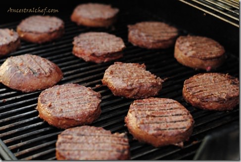 grilling_burgers