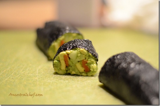 paleo-sushi-sliced-close-up_thumb