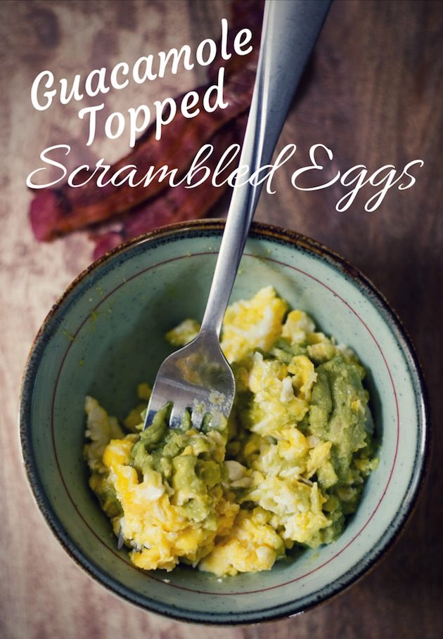 Guacamole Topped Scrambled Eggs [Keto, Low Carb, Paleo] https://paleoflourish.com/guacamole-topped-scrambled-eggs-breakfast-recipe