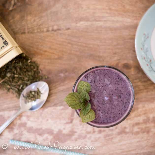 Blueberry Mint Smoothie Recipe [AIP, Paleo, Dairy-Free] #paleo #recipes #gluten-free https://paleoflourish.com/blueberry-mint-smoothie-recipe-aip-paleo