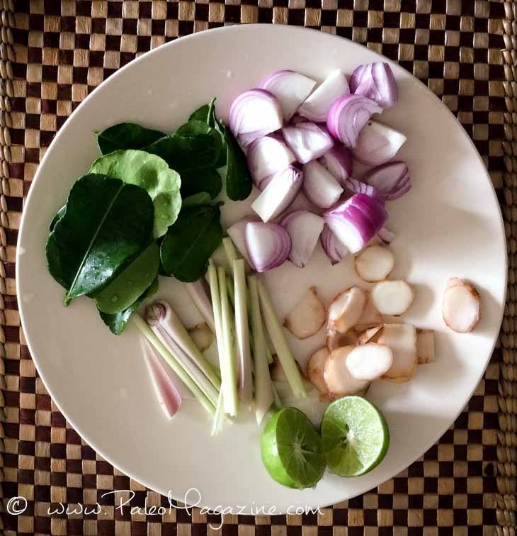 Chop up your shallots and lemongrass into large chunks. Slice the galangal into thick slices.