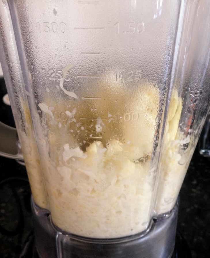 Creamy Cauliflower Mash #paleo #recipes #glutenfree https://paleoflourish.com/creamy-cauliflower-mash-recipe