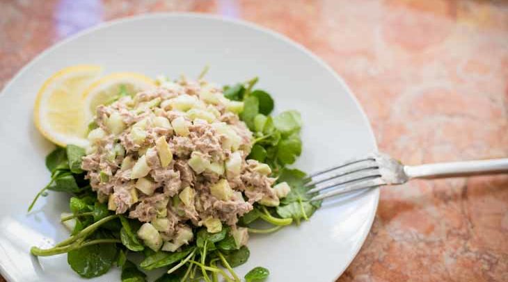 Easy Keto and Paleo tuna salad recipe  #paleo #keto #aip https://paleoflourish.com/lemon-black-pepper-tuna-salad-keto-paleo-aip