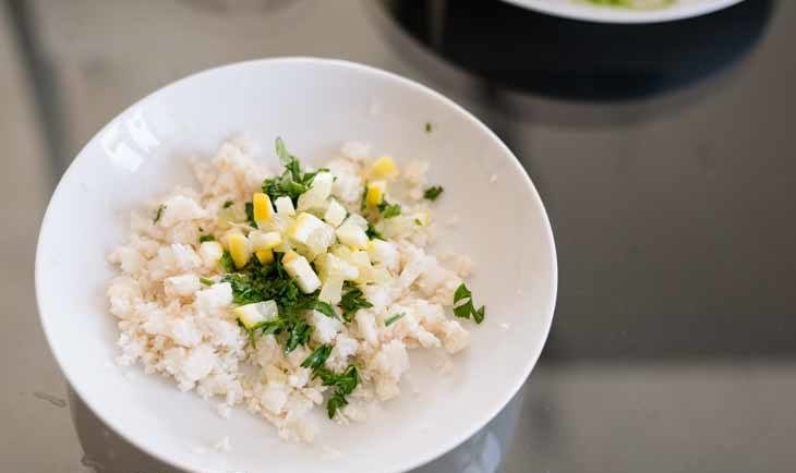Cauliflower Tabouli (Tabbouleh) Salad Recipe [Paleo, Keto, AIP] #paleo #keto #aip #recipes - https://paleoflourish.com/cauliflower-tabouli-salad-recipe-paleo-keto-aip
