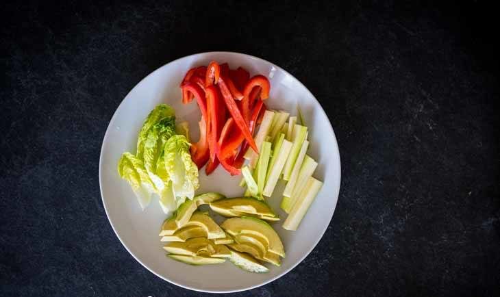 Easy No-Cook Raw Veggie Deli Meat Wraps [Paleo, Keto] #paleo #keto #recipes - https://paleoflourish.com/easy-no-cook-raw-veggie-deli-meat-wraps