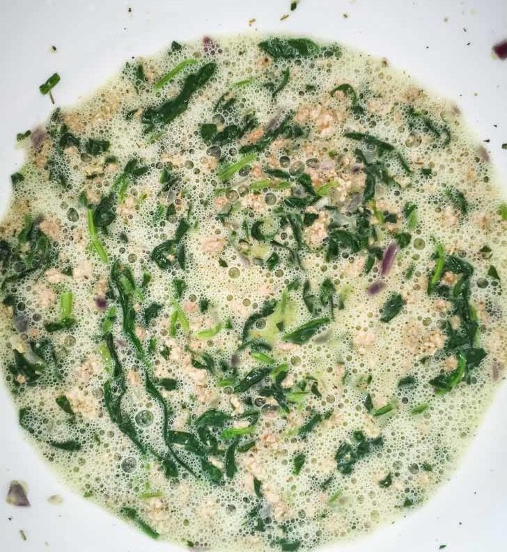 Mini Spinach Meatloaves Recipe [Paleo, Keto] #paleo #keto #recipes - https://paleoflourish.com//mini-spinach-meatloaves-recipe