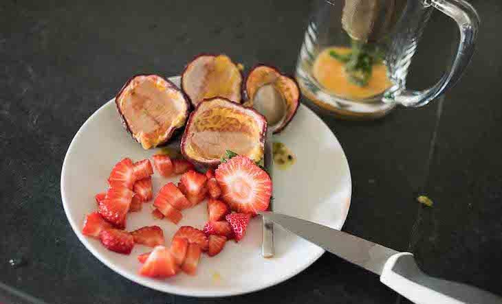 Paleo Strawberry Passion Fruit Drink Recipe #paleo #recipe http://paleoflourish.com/paleo-strawberry-passion-fruit-drink-recipe