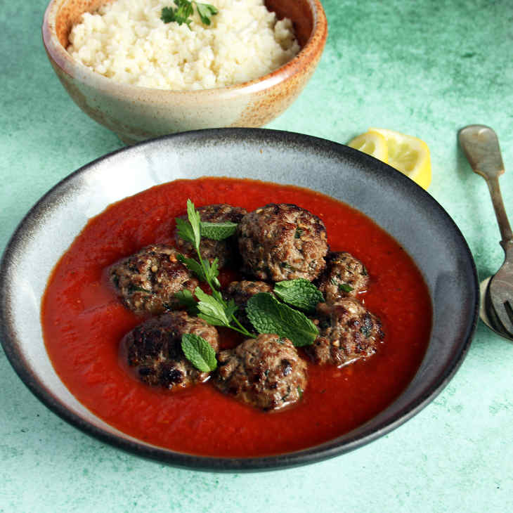 Paleo Greek Meatballs Recipe with Tomato Sauce #paleo https://paleoflourish.com/paleo-greek-meatballs-recipe-with-tomato-sauce