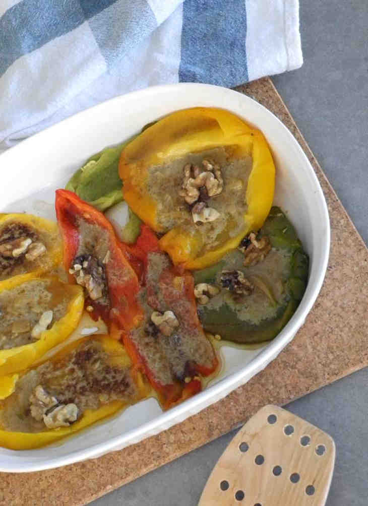 Peperoni Alla Bagna Cauda: Paleo Stuffed Peppers