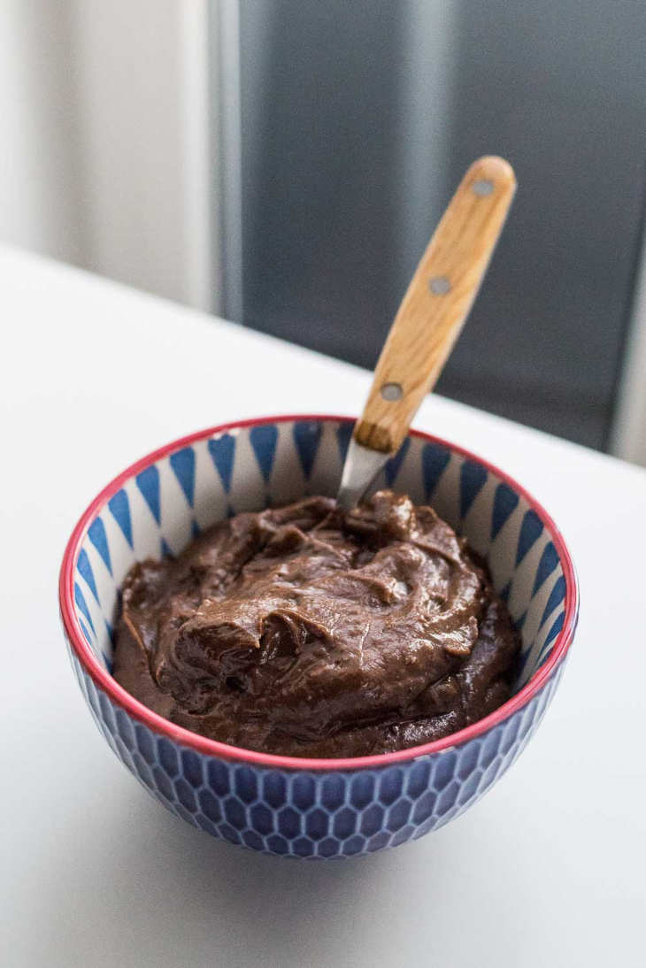 Paleo Chocolate Avocado Pudding Recipe #paleo https://paleoflourish.com/paleo-chocolate-avocado-pudding-recipe