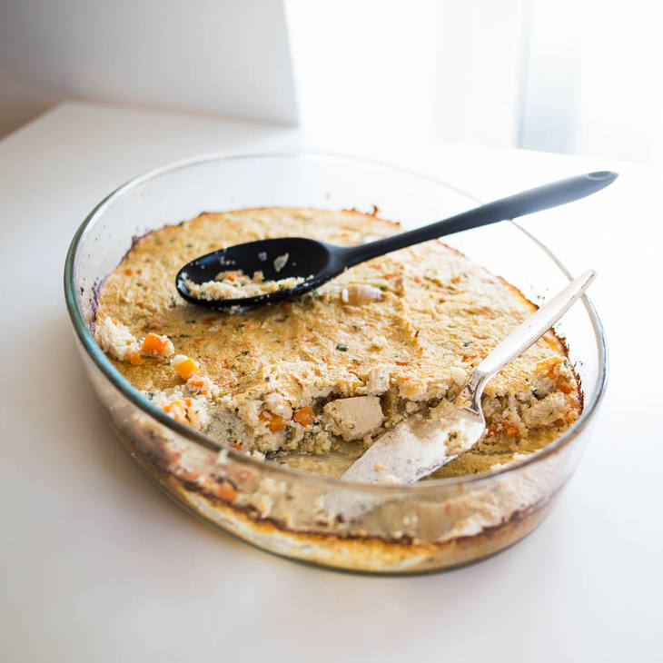 Paleo Chicken Cauliflower Rice Casserole #paleo https://paleoflourish.com/paleo-chicken-cauliflower-rice-casserole